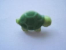 Knoflík dětský želva - 20 x 13 mm